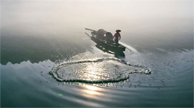 沅江市福利渔网加工厂专业生产各种规格的渔网和养殖网箱